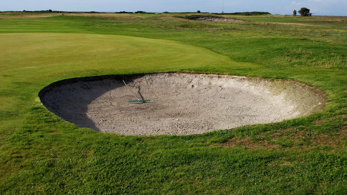 Bunker på Falsterbo Golfklubbs klassiska linksbana