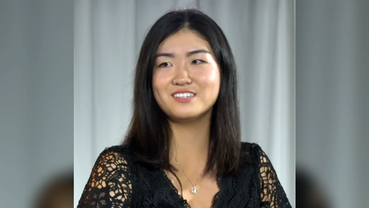 Porträtt av Rose Zhang